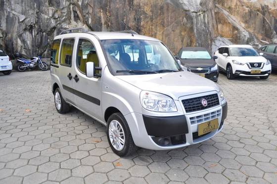 FIAT DOBLÒ 1.8 MPI ESSENCE 7L 16V FLEX 4P MANUAL FIAT DOBLÒ 1.8 MPI ESSENCE 7L 16V FLEX 4P MANUAL